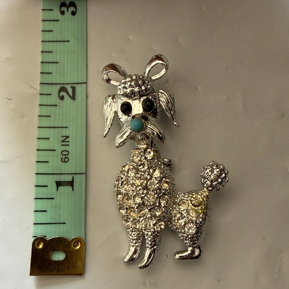 vintage 1960s silver-tone rhinestone poodle brooch - Picture 5 of 5
